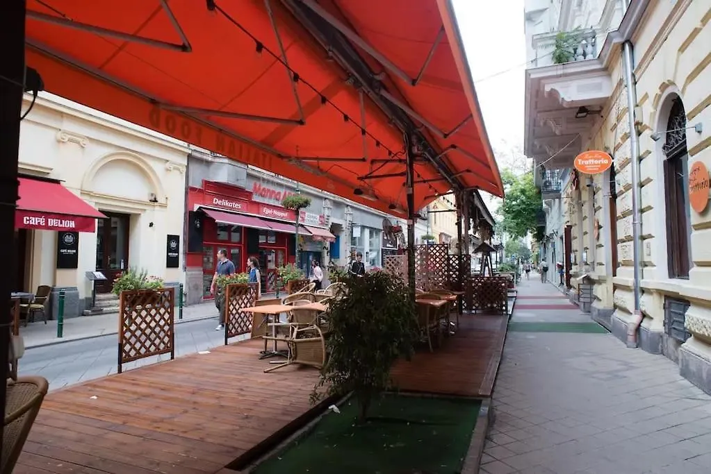 Hidden Gem At Kalvin Ter Apartment Budapest